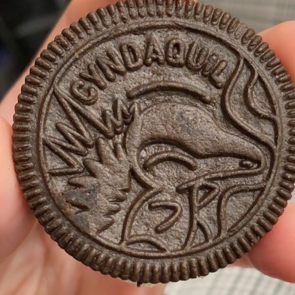 Meet your Posher, Laura - Picture 1 of 1